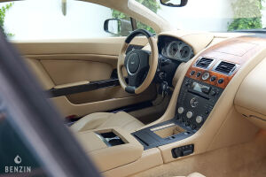 Aston Martin V8 Vantage - 2008