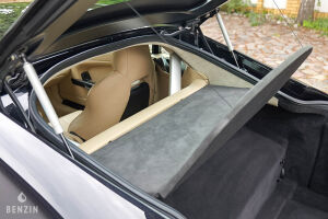 Aston Martin V8 Vantage - 2008