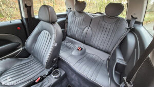 Mini One Park Lane 49k km - 2006