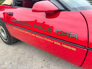 Chevrolet Corvette C4 Indy 500 Pace Car - 1986