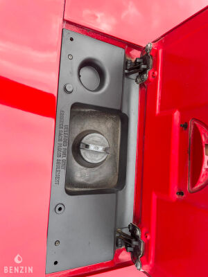 Chevrolet Corvette C4 Indy 500 Pace Car - 1986