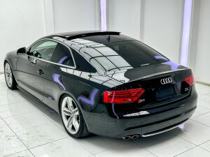 Audi S5 - 2008