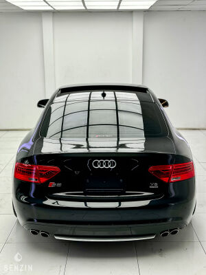 Audi S5 - 2008
