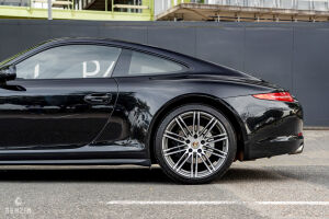 Porsche 911 type 991 Carrera 4 - 2013