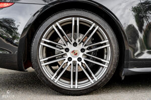 Porsche 911 type 991 Carrera 4 - 2013