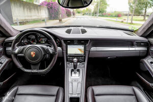 Porsche 911 type 991 Carrera 4 - 2013