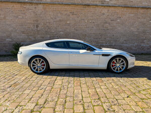Aston Martin Rapide - 2010