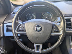 Jaguar XF V6 SC AWD Portfolio - 2015