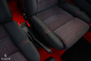 Peugeot 205 GTI 1.6 105 - 1984