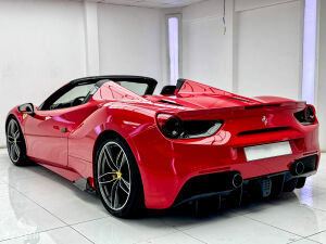 Ferrari 488 Spider - 2016