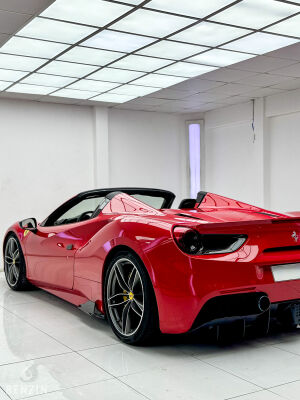 Ferrari 488 Spider - 2016
