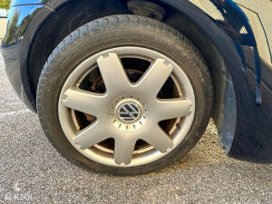 Volkswagen New Beetle Cabriolet - 2004