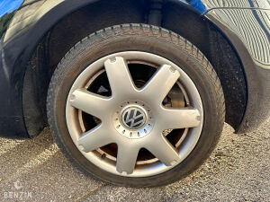 Volkswagen New Beetle Cabriolet - 2004