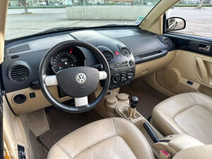 Volkswagen New Beetle Cabriolet - 2004