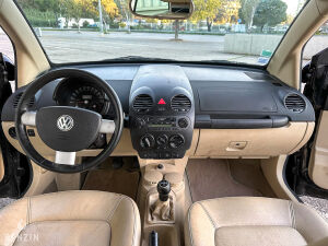 Volkswagen New Beetle Cabriolet - 2004