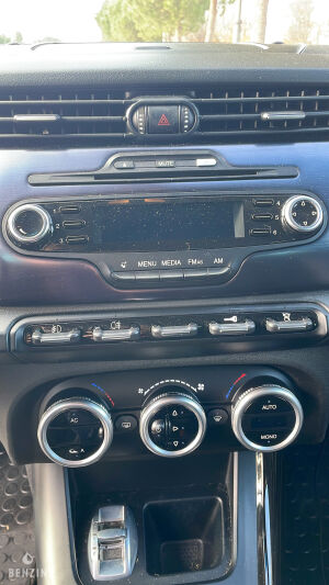 Alfa Romeo Giulietta 1750 TBI QV*48k km - 2012