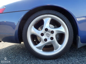 Porsche 911 type 996 Carrera - 2001