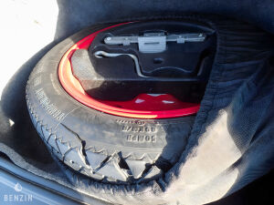 Porsche 911 type 996 Carrera - 2001