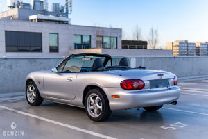 Mazda MX5 NBFL - 2001