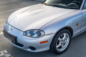Mazda MX5 NBFL - 2001