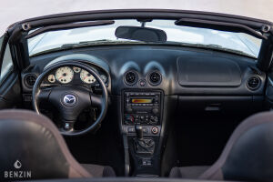 Mazda MX5 NBFL - 2001