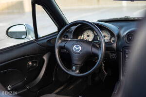 Mazda MX5 NBFL - 2001