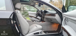 BMW 335i e92 DKG 65k km - 2010