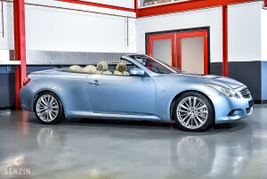 Infiniti G37 Cabriolet - 2012