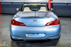 Infiniti G37 Cabriolet - 2012