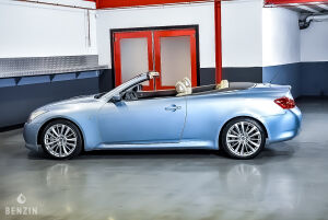 Infiniti G37 Cabriolet - 2012