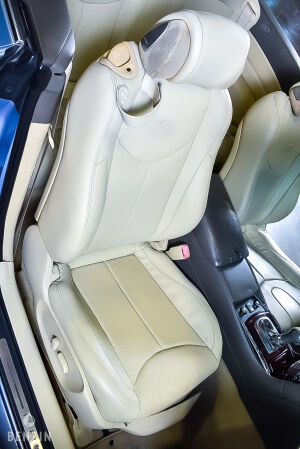 Infiniti G37 Cabriolet - 2012