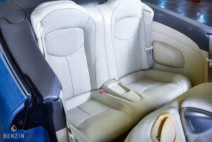 Infiniti G37 Cabriolet - 2012