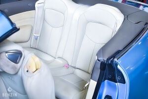 Infiniti G37 Cabriolet - 2012