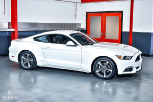 Ford Mustang V6 - 2017