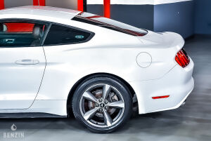 Ford Mustang V6 - 2017