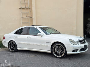 Mercedes-Benz E55 AMG W211 - 2006