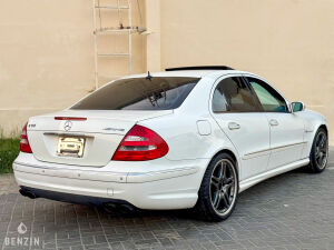 Mercedes-Benz E55 AMG W211 - 2006