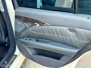 Mercedes-Benz E55 AMG W211 - 2006