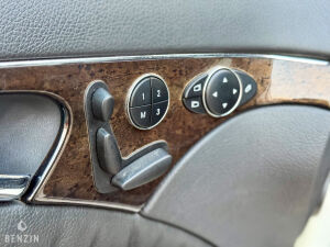 Mercedes-Benz E55 AMG W211 - 2006