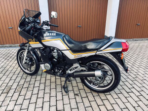Yamaha XJ600 - 1988