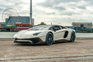 Lamborghini Aventador LP 750-4 SV - 2016