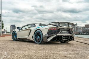 Lamborghini Aventador LP 750-4 SV - 2016