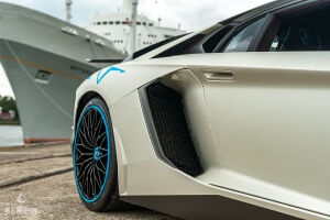 Lamborghini Aventador LP 750-4 SV - 2016