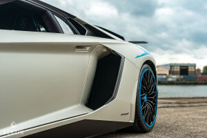 Lamborghini Aventador LP 750-4 SV - 2016