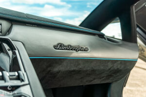 Lamborghini Aventador LP 750-4 SV - 2016