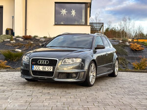 Audi RS4 B7 - 2007