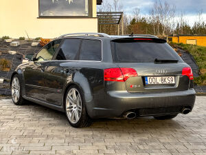 Audi RS4 B7 - 2007