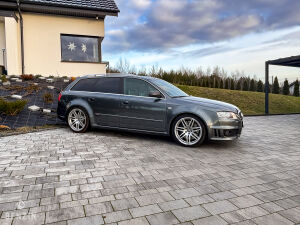 Audi RS4 B7 - 2007
