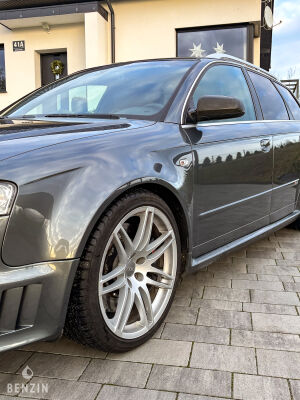 Audi RS4 B7 - 2007