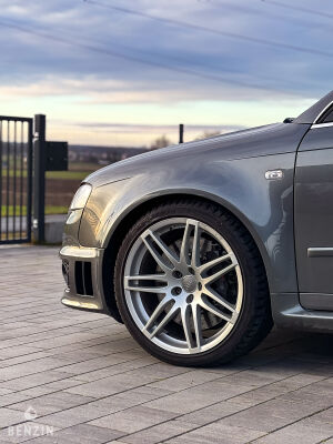 Audi RS4 B7 - 2007
